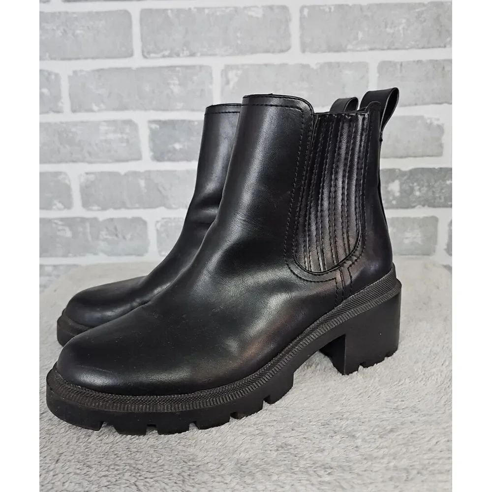 Universal Thread Boots Women's 9 Black Faux Leather Chunky Heel Platform Pull On